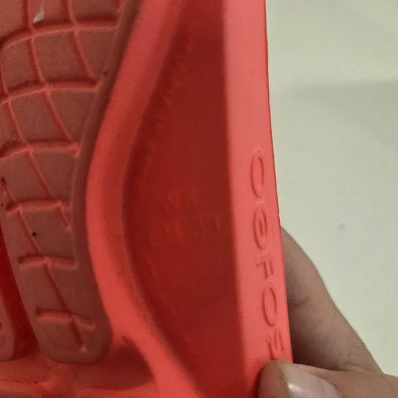 Oofos OOlala Recovery Sandals Womens 8 Neon Coral Pink Thong Flip Flops 1001 - Picture 7 of 7
